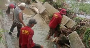 Walikota Eva Dwiana Tangani Kerusakan Talud dan Tembok Warga di Tanjung Senang