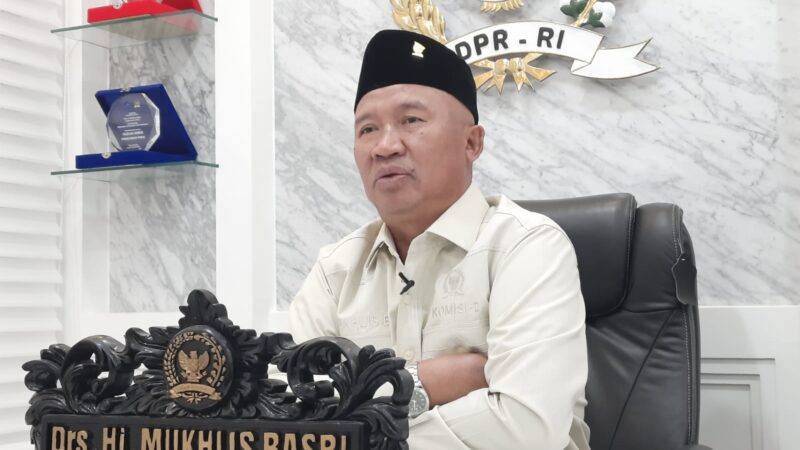 Mukhlis Basri Ajak Mahasiswa Jaga Idealisme Demokrasi